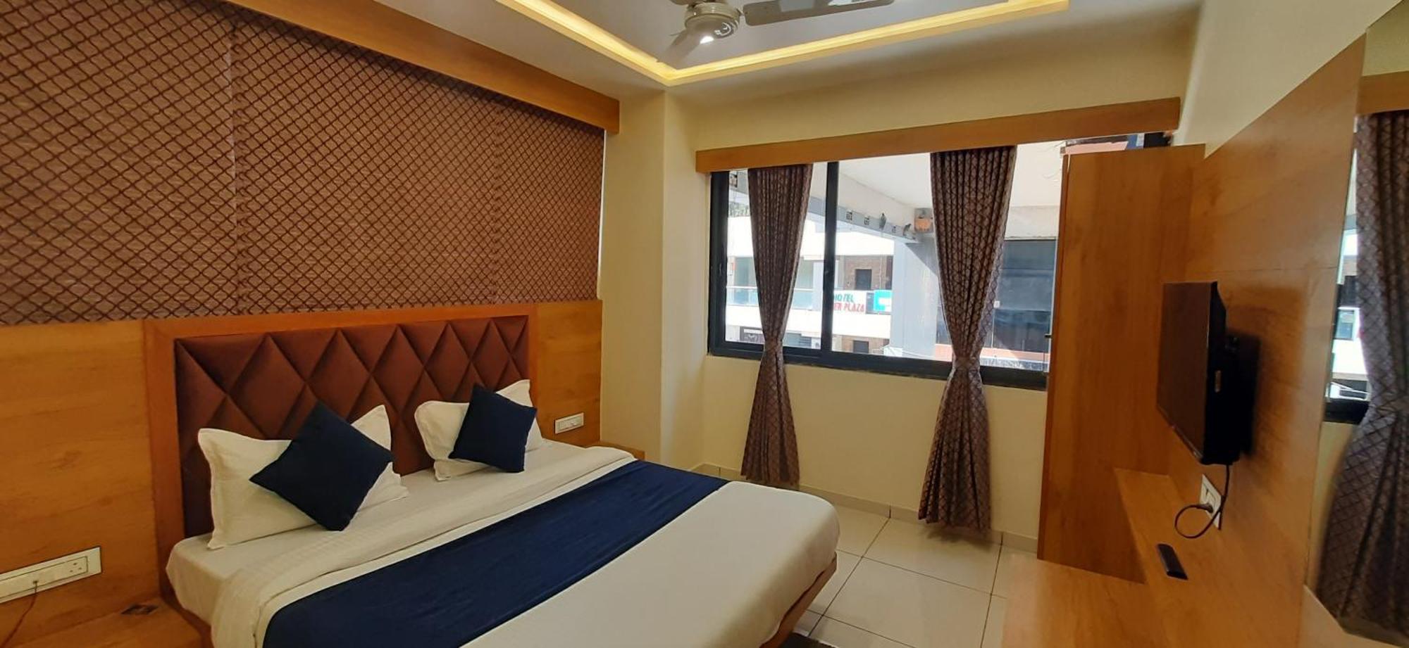 Hotel Suncity 阿穆达巴 客房 照片
